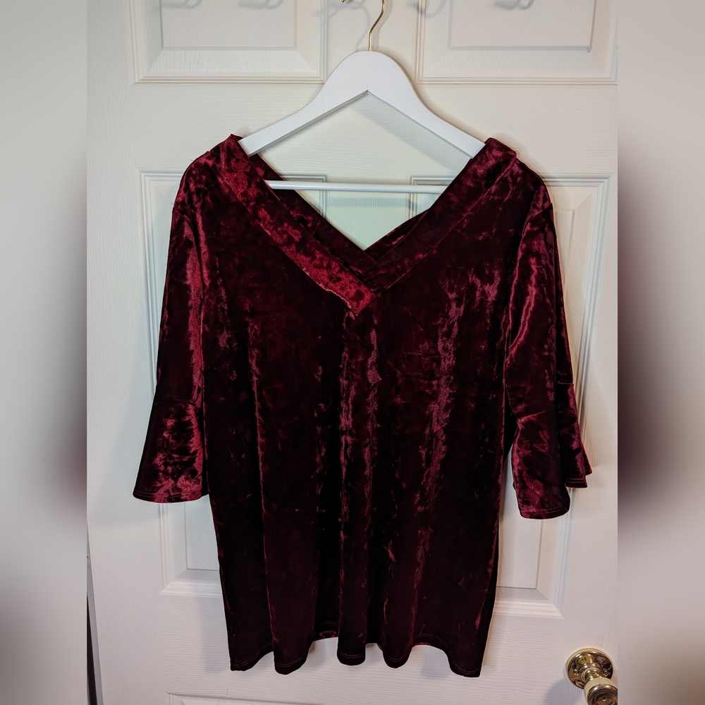 Como Blu Burgundy velour flare bell sleeves size XL